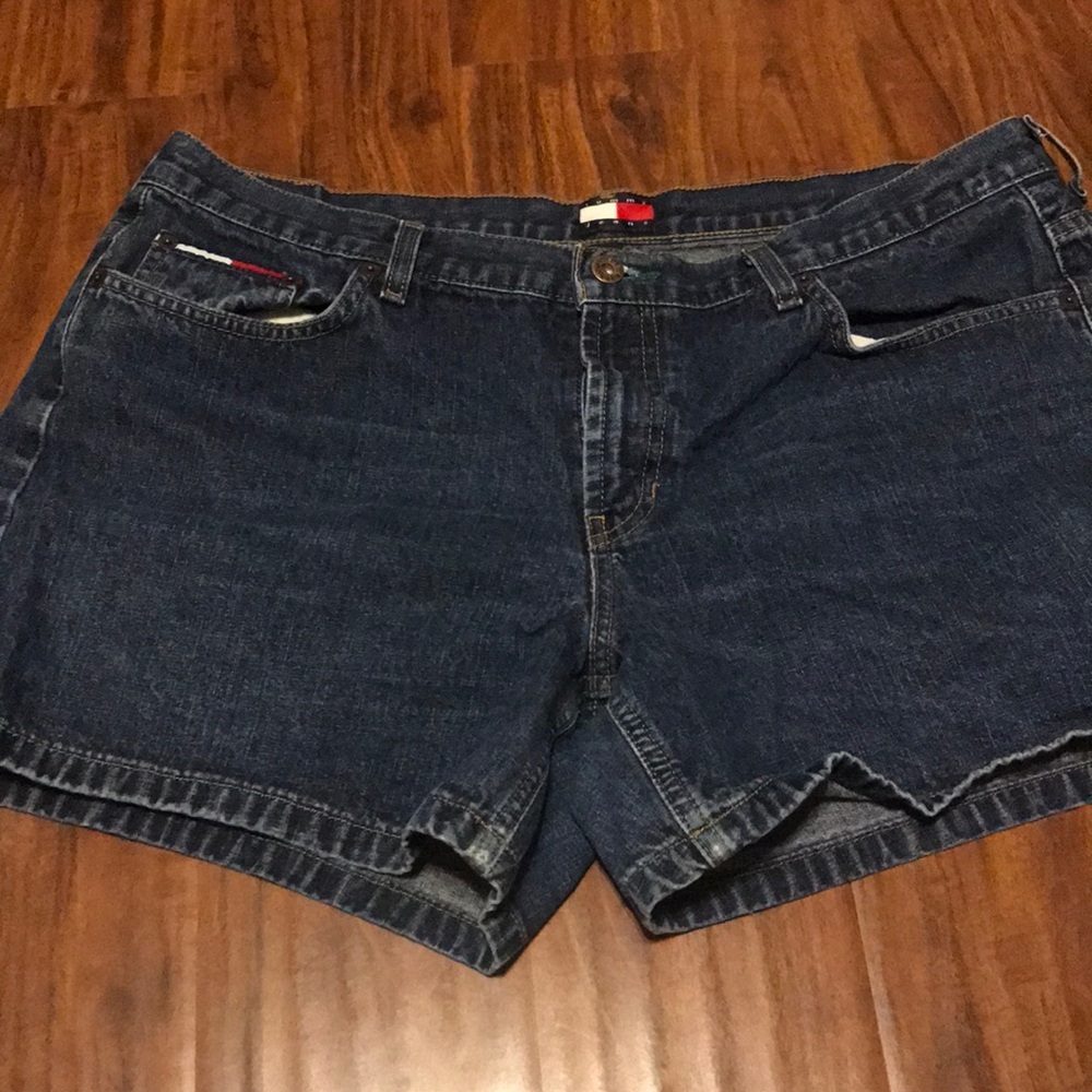 Tommy Hilfiger jean shorts 17
